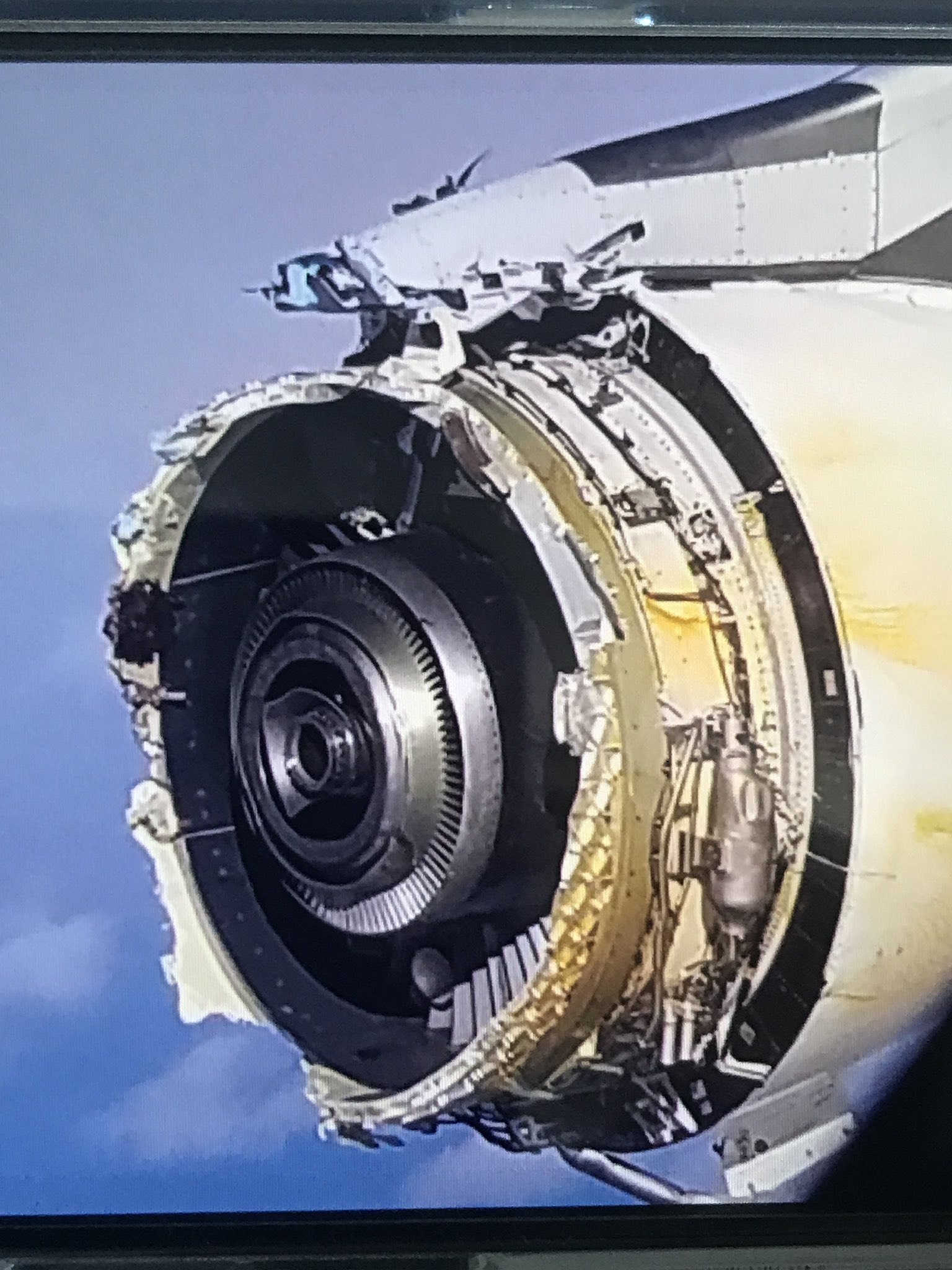 a380-engine-disintegrates-over-atlantic-page-1