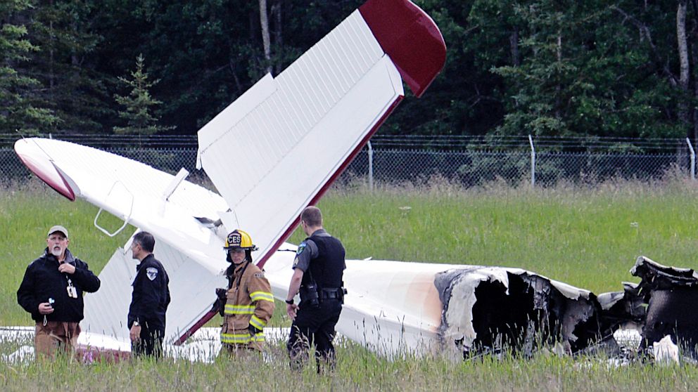 NTSB 10 killed in plane crash at the Soldotna Airport in Alaska, page 1