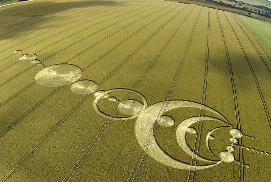 Amazing Images of Crop Circles, page 1